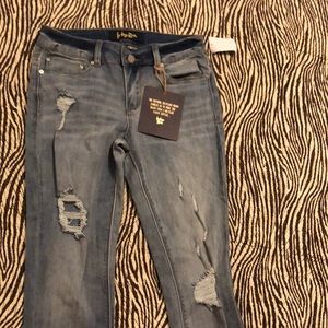 NEW mid Rise Ankle Jean